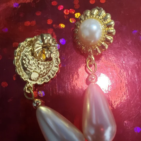 Pearl drop earrings - Picture 2 of 2